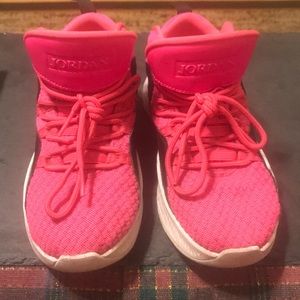 Y1- Jordan Formula 23 HYPER PINK/BLACK-BLACK-WHITE